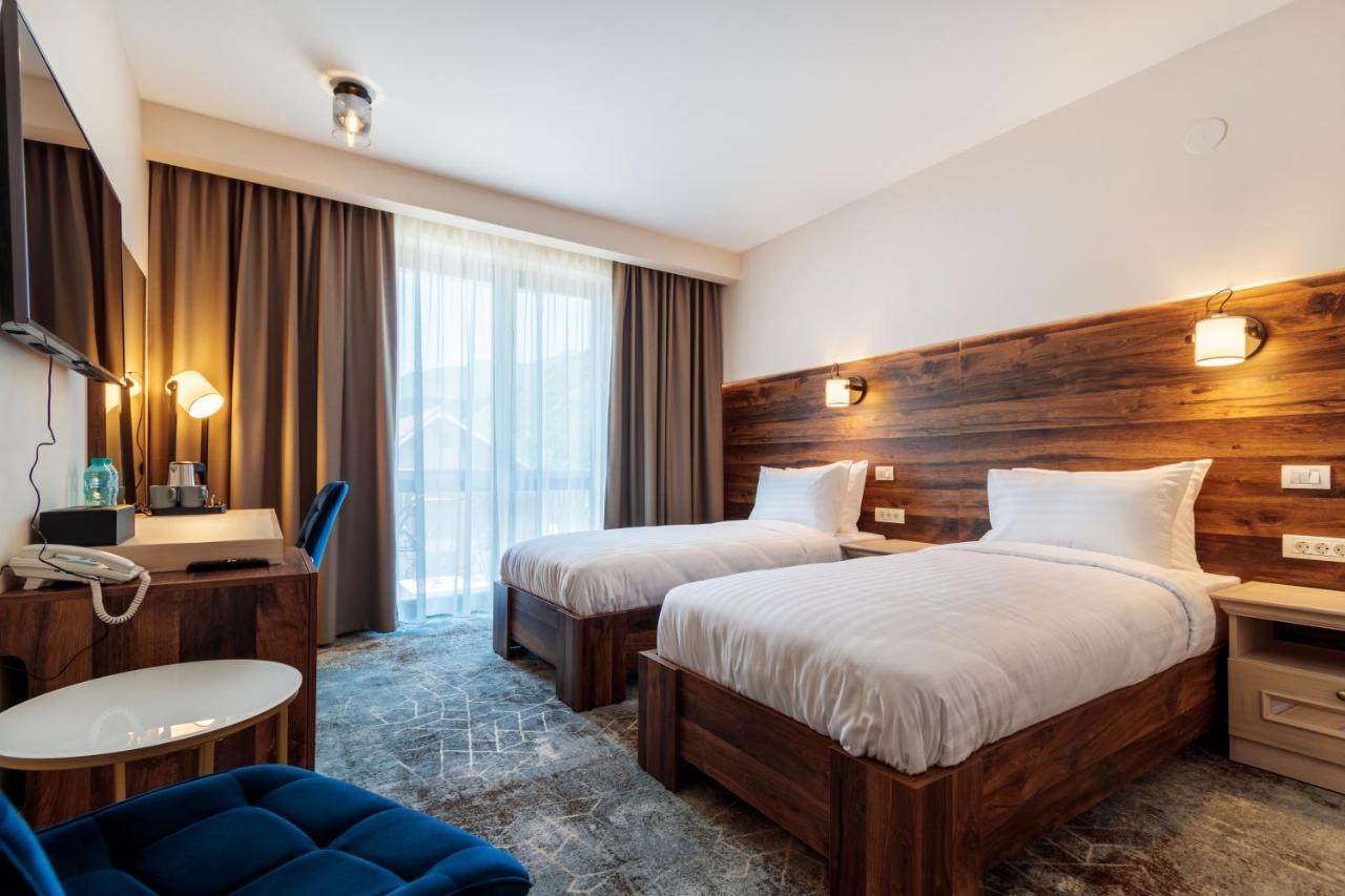 River Hotel & Spa คาลิมาเนช ภายนอก รูปภาพ