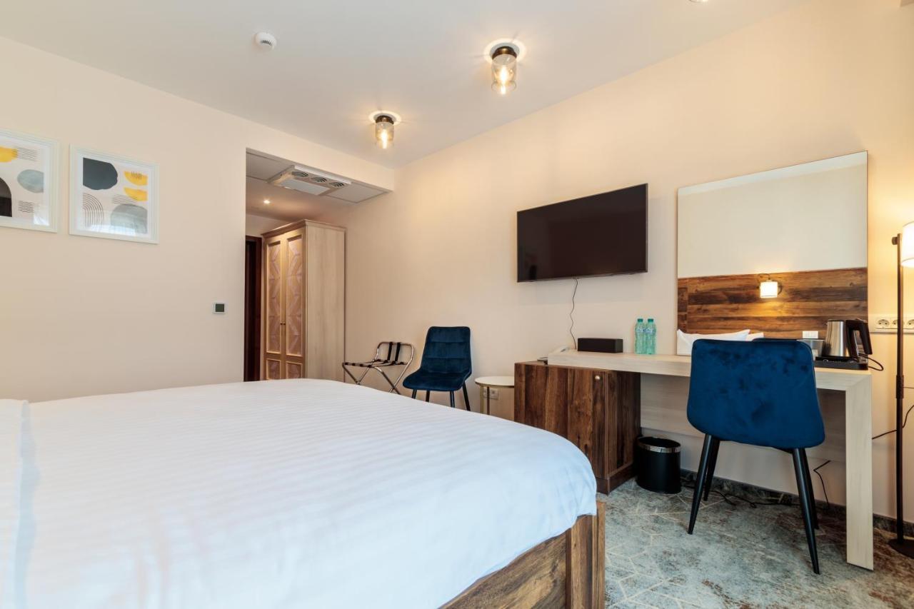 River Hotel & Spa คาลิมาเนช ภายนอก รูปภาพ